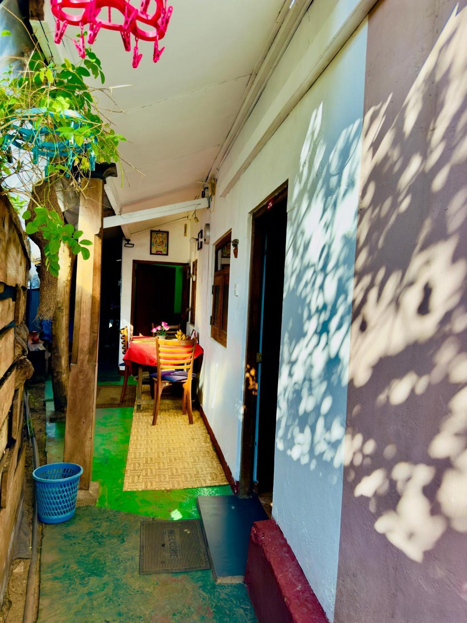 Soldara Gedara Apartment ฮิกคาดูวา ภายนอก รูปภาพ