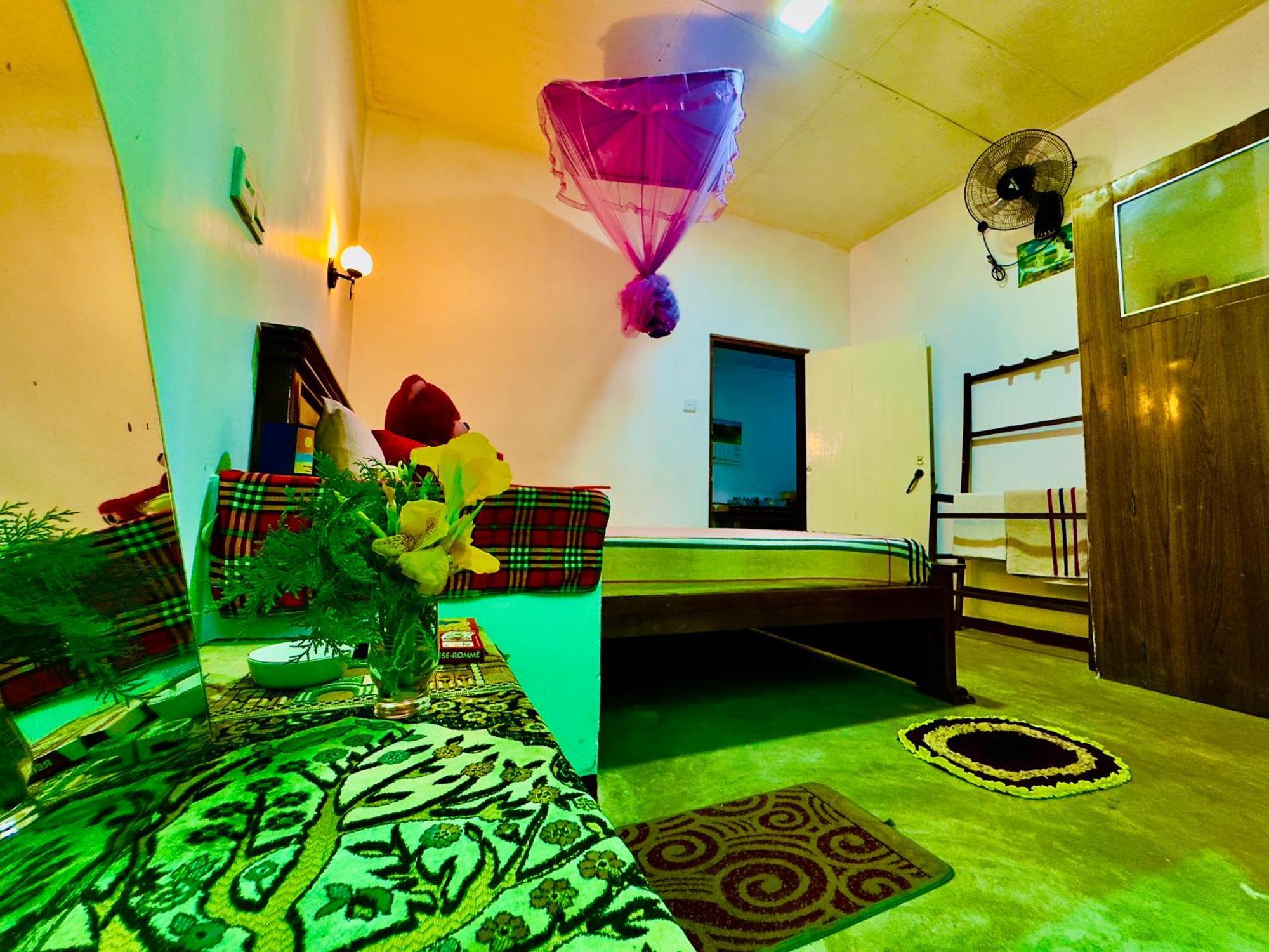Soldara Gedara Apartment ฮิกคาดูวา ภายนอก รูปภาพ