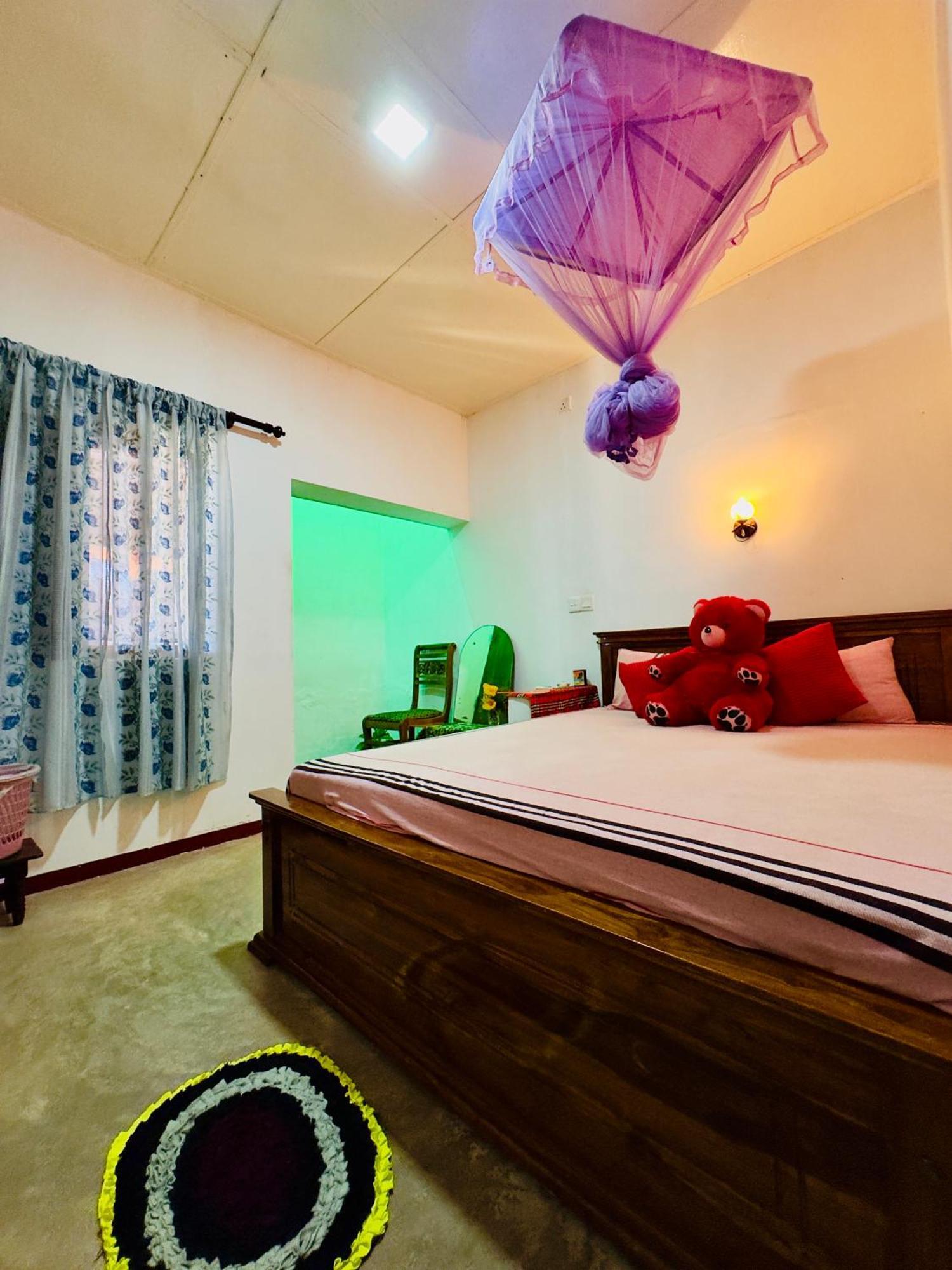 Soldara Gedara Apartment ฮิกคาดูวา ภายนอก รูปภาพ