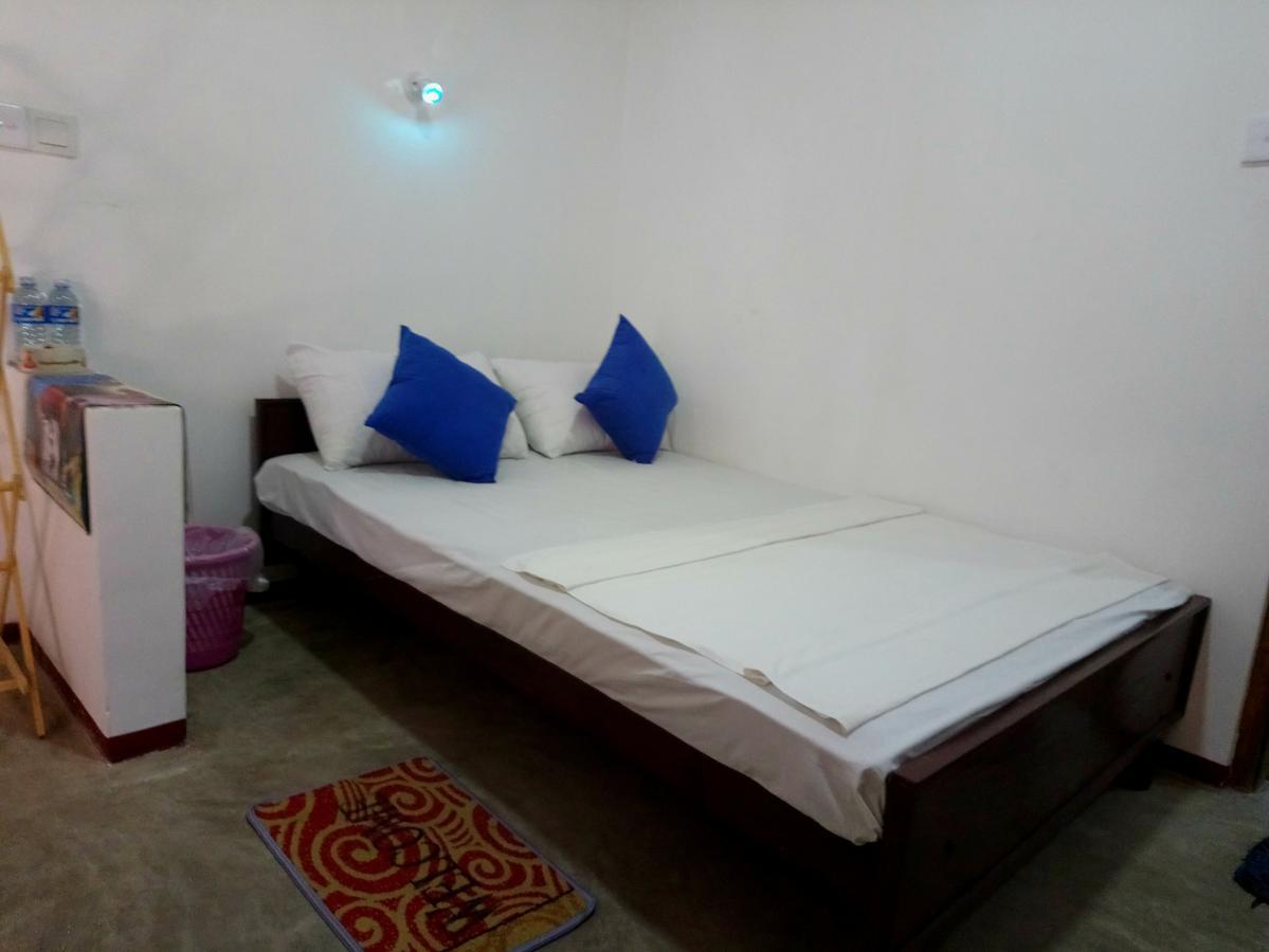 Soldara Gedara Apartment ฮิกคาดูวา ภายนอก รูปภาพ