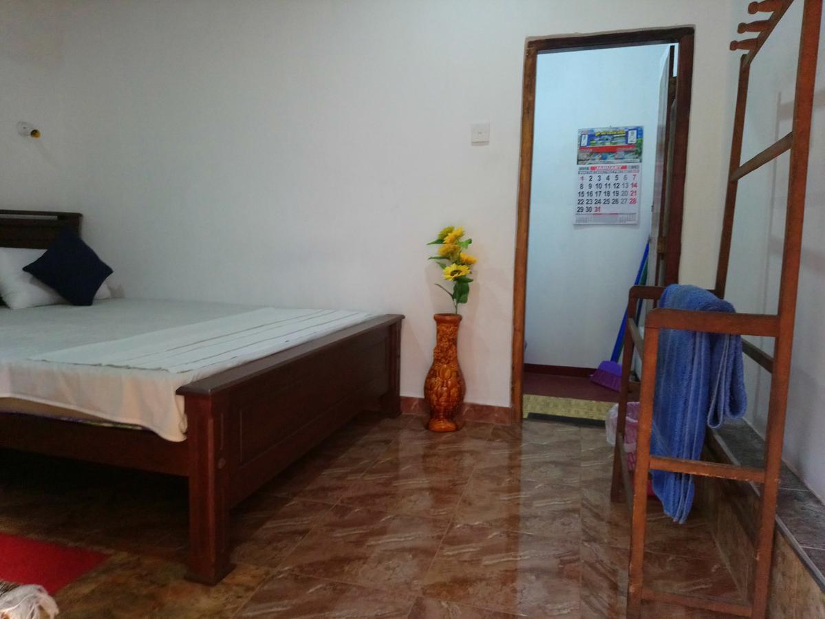Soldara Gedara Apartment ฮิกคาดูวา ภายนอก รูปภาพ
