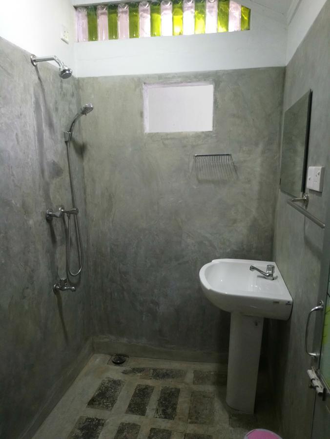 Soldara Gedara Apartment ฮิกคาดูวา ภายนอก รูปภาพ